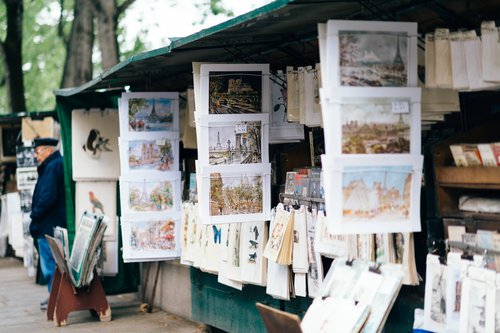 art-in-paris-in-spring-time